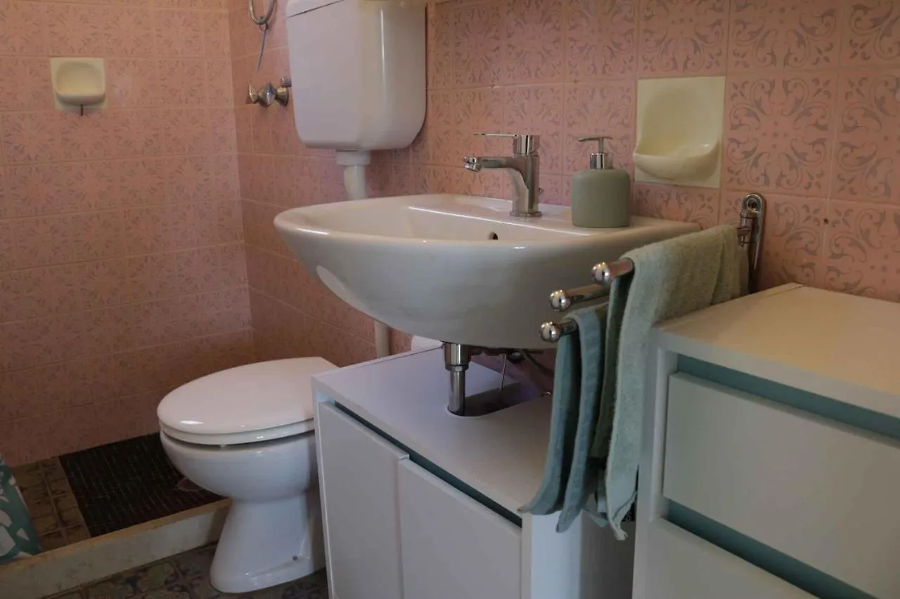 Apartment In Bardolino - Gardasee 39739 Italy