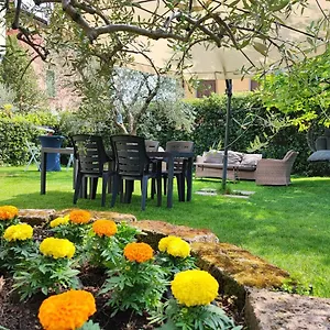Private Garden Giardino Privato A - House Amorino Appartamento